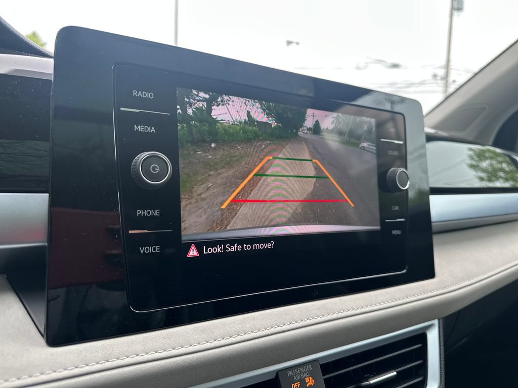 New 2026 Volkswagen Taos SE AWD/4WD image 15