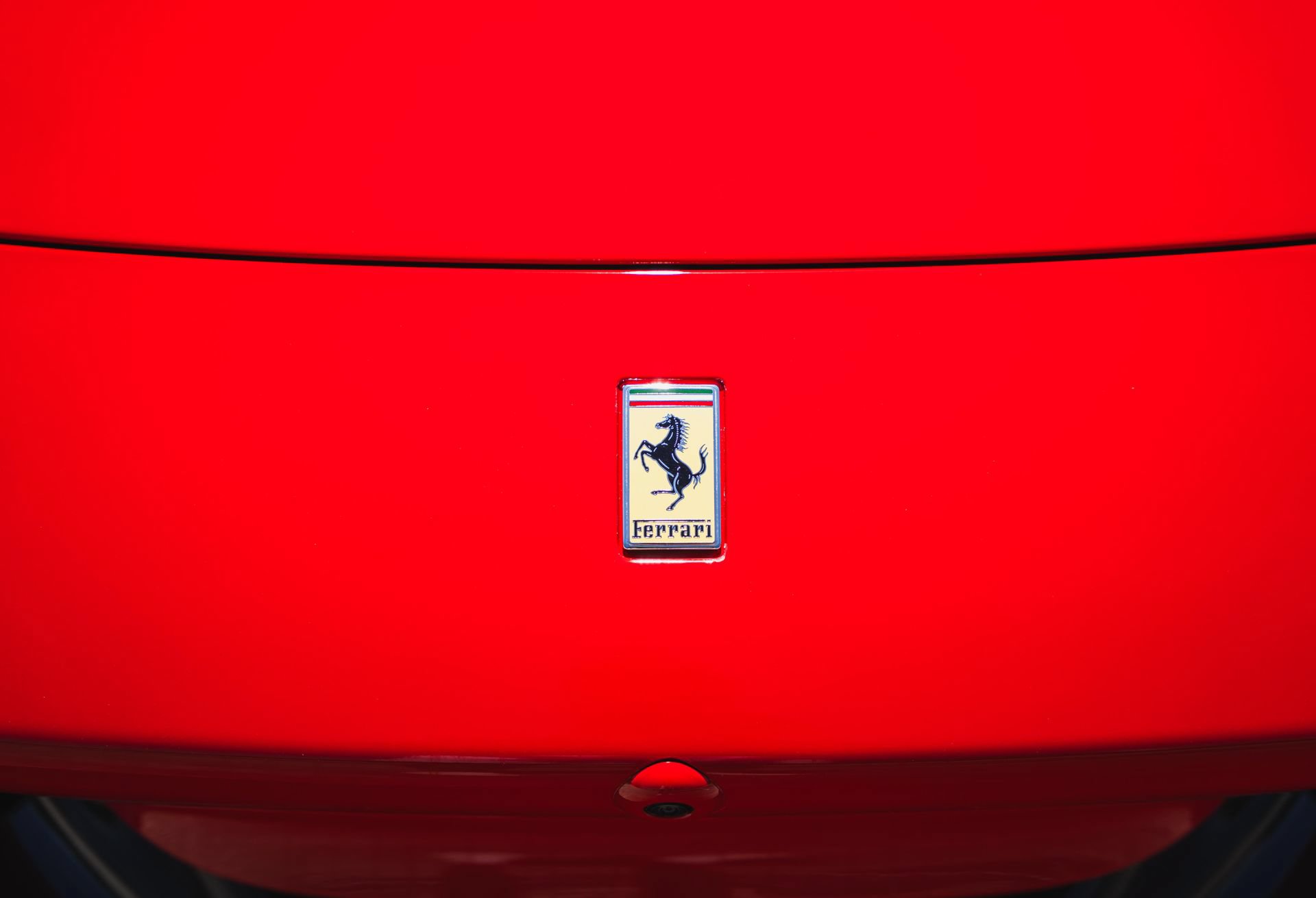 Used 2021 Ferrari F8 Tributo RWD image 35