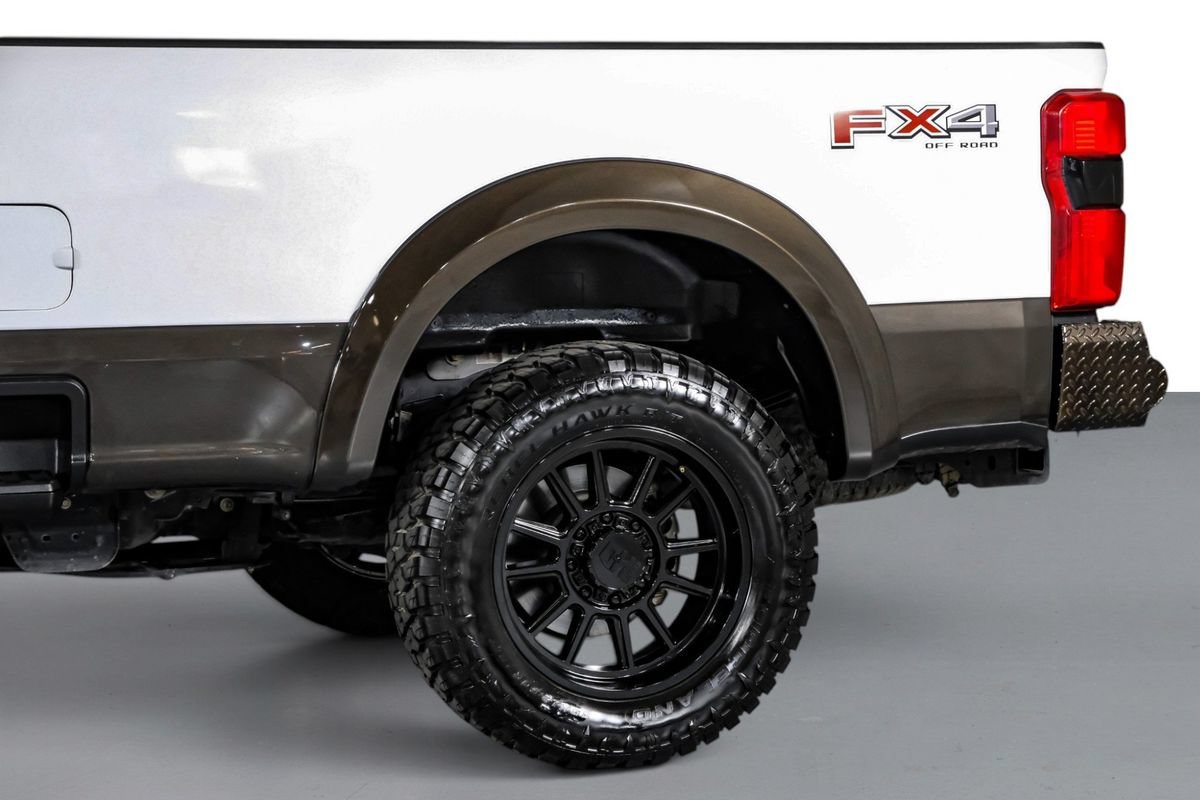 Used 2024 Ford F350 King Ranch w/ FX4 Off-Road Package AWD/4WD image 14