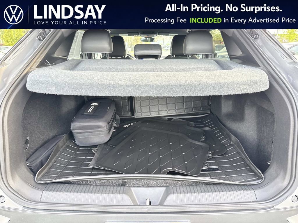 Used 2023 Volkswagen ID.4 Pro image 12