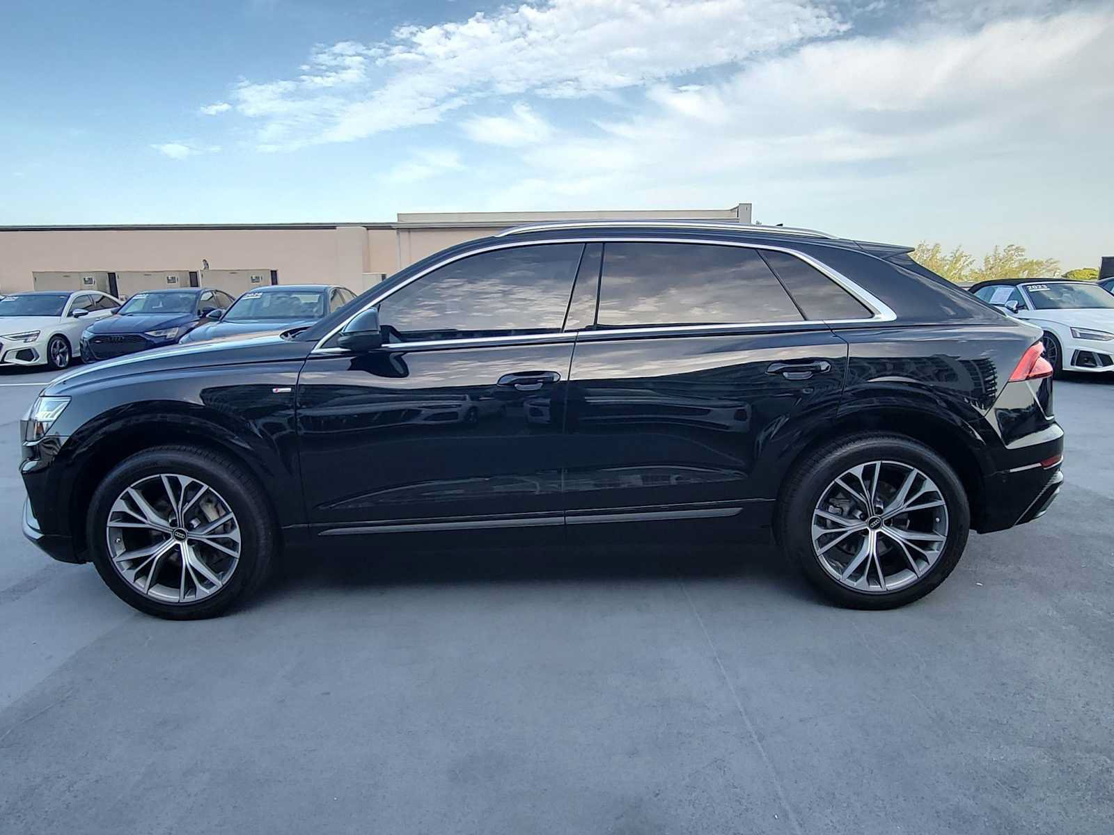 Certified 2023 Audi Q8 Premium Plus AWD/4WD image 3