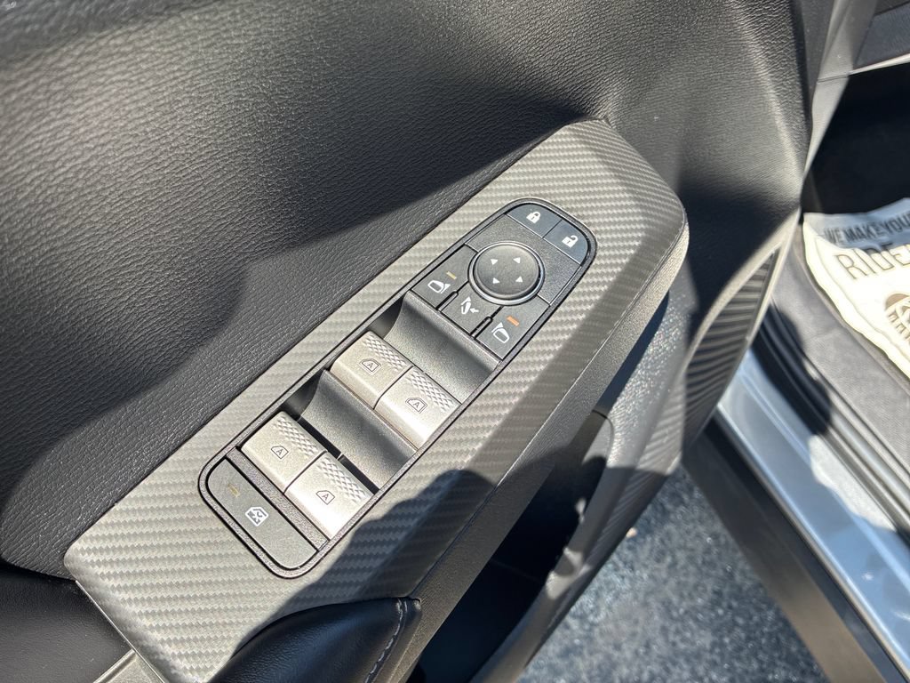 Used 2023 Mitsubishi Outlander SE AWD/4WD image 14