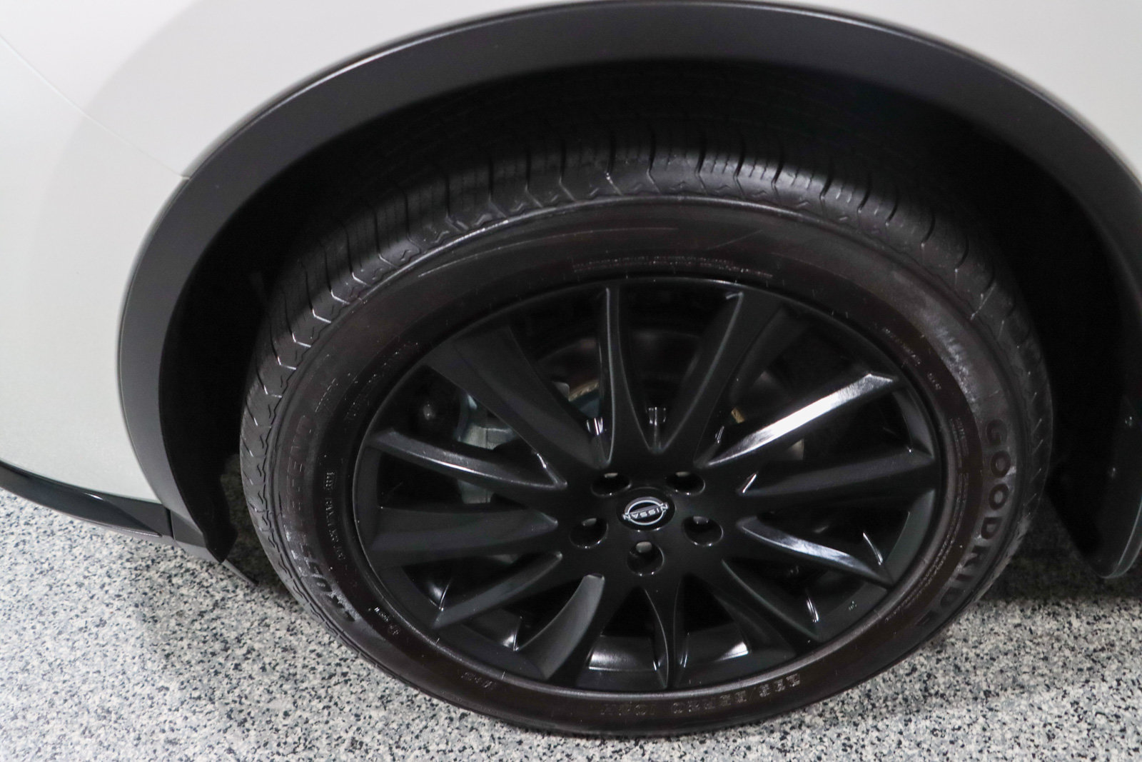 Used 2023 Nissan Murano SV w/ SV Midnight Edition Package FWD image 11