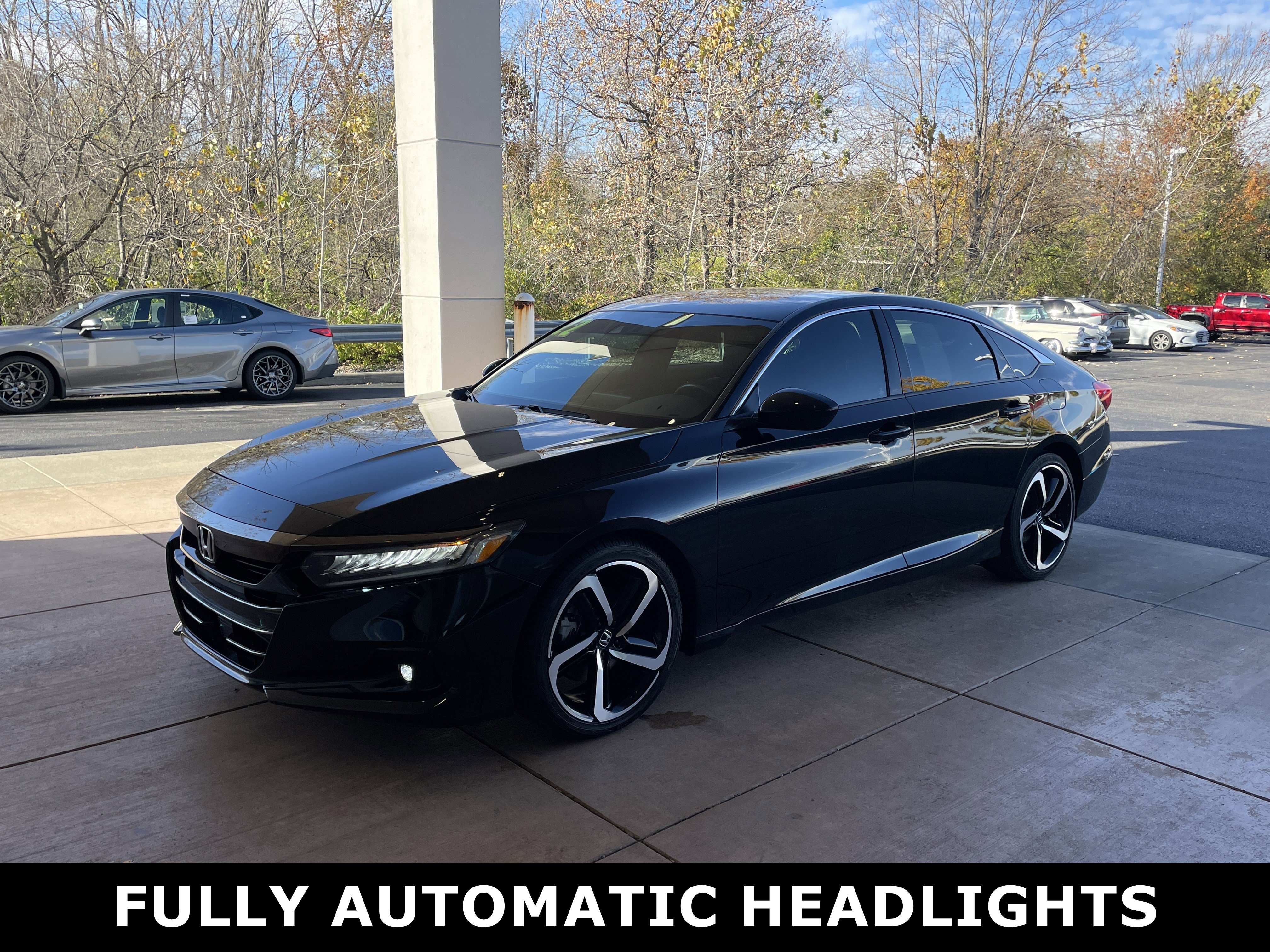 Used 2022 Honda Accord Sport image 3