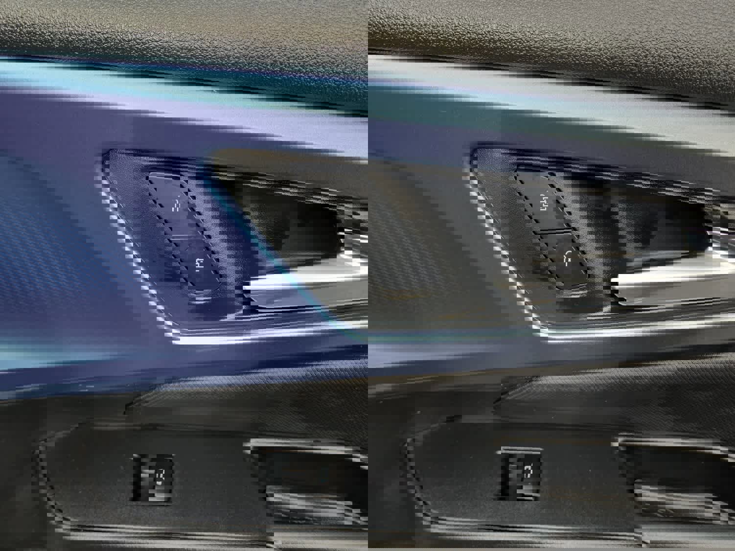 New 2026 Chevrolet Equinox EV LT image 44