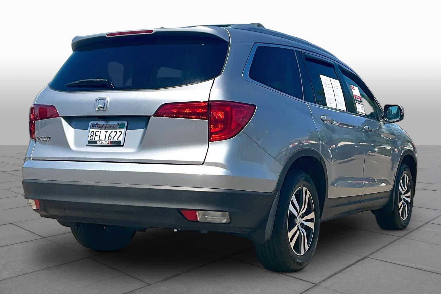 Used 2018 Honda Pilot EX image 12