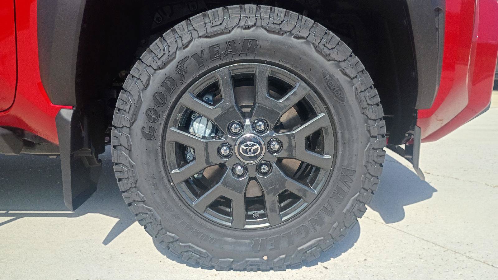 New 2026 Toyota 4Runner SR5 AWD/4WD image 22