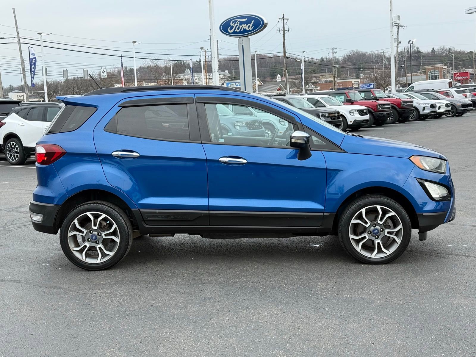 Used 2019 Ford EcoSport SES w/ SES Black Appearance Package AWD/4WD image 2