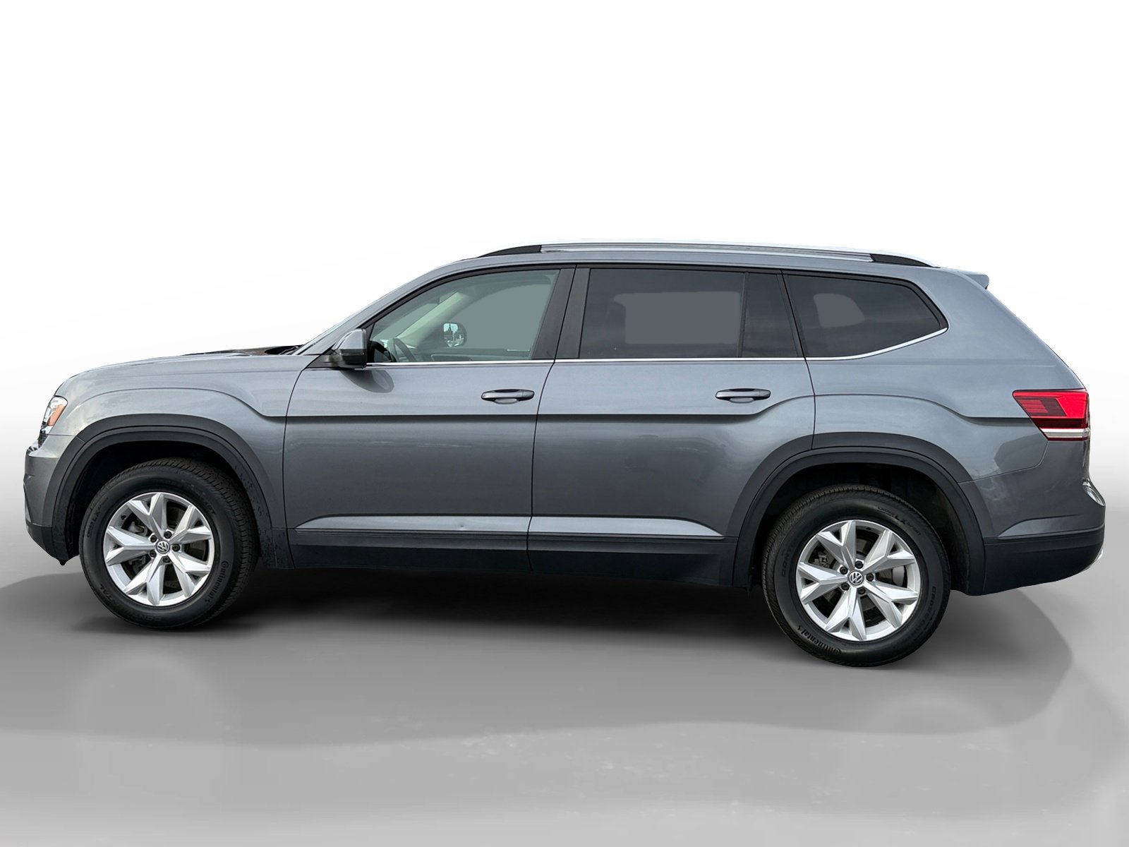Used 2019 Volkswagen Atlas SE w/ Towing Package image 2