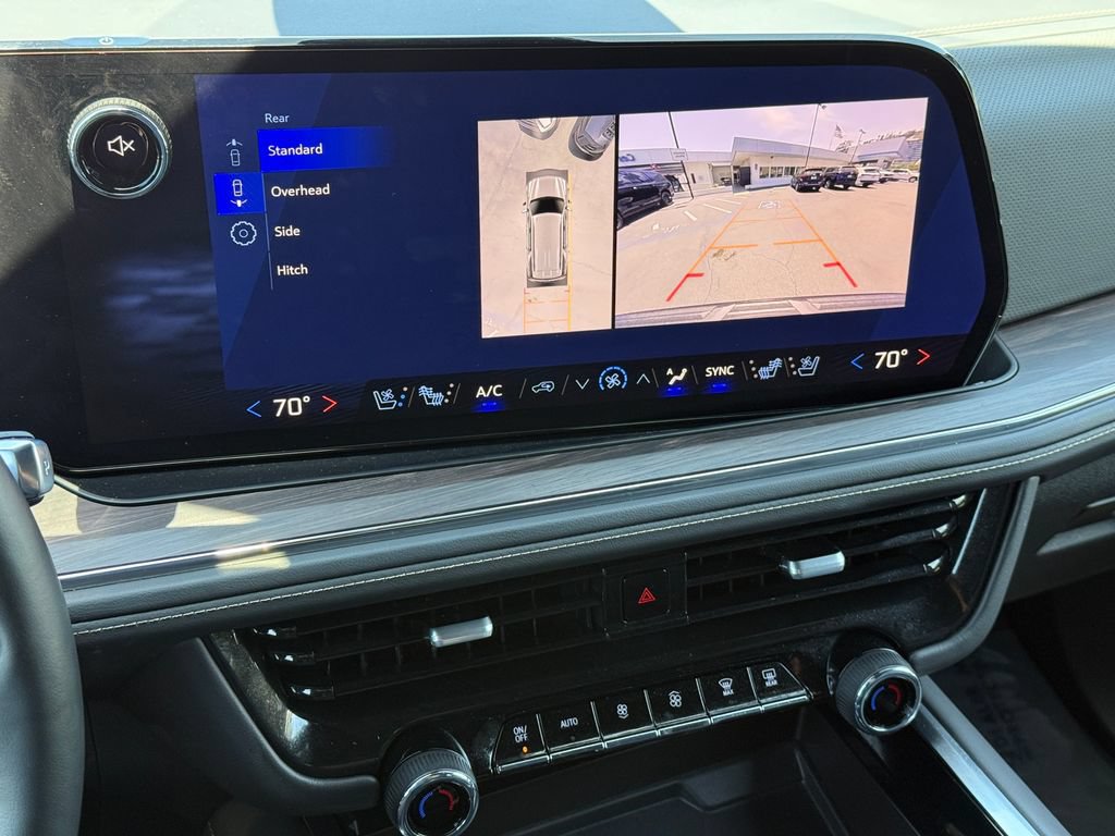 Used 2025 Chevrolet Tahoe Premier AWD/4WD image 28