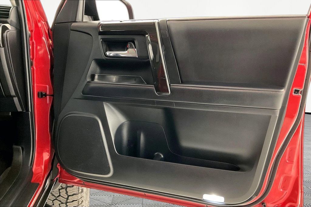 Used 2021 Toyota 4Runner TRD Off-Road Premium image 23