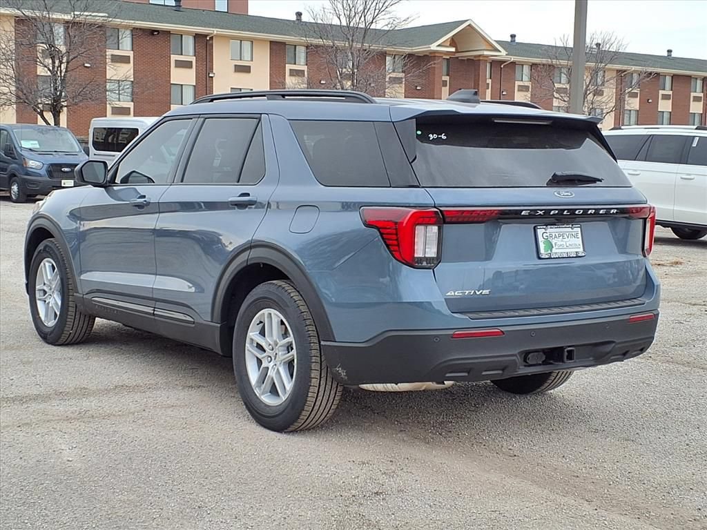 New 2026 Ford Explorer Active RWD image 6