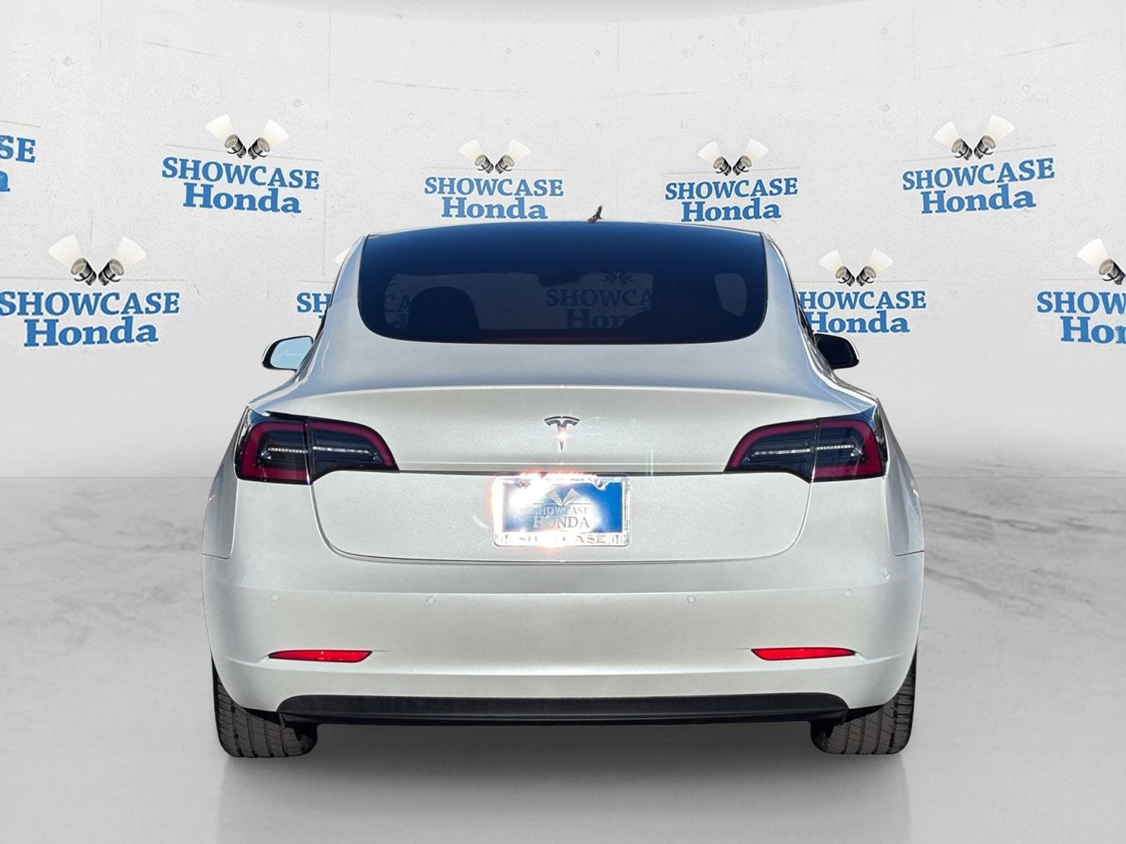 Used 2021 Tesla Model 3 Standard Range RWD image 7