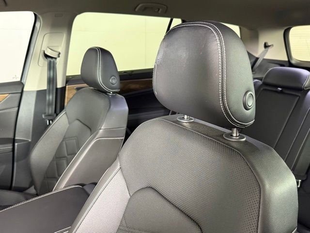Used 2024 Volkswagen Atlas SE FWD image 17