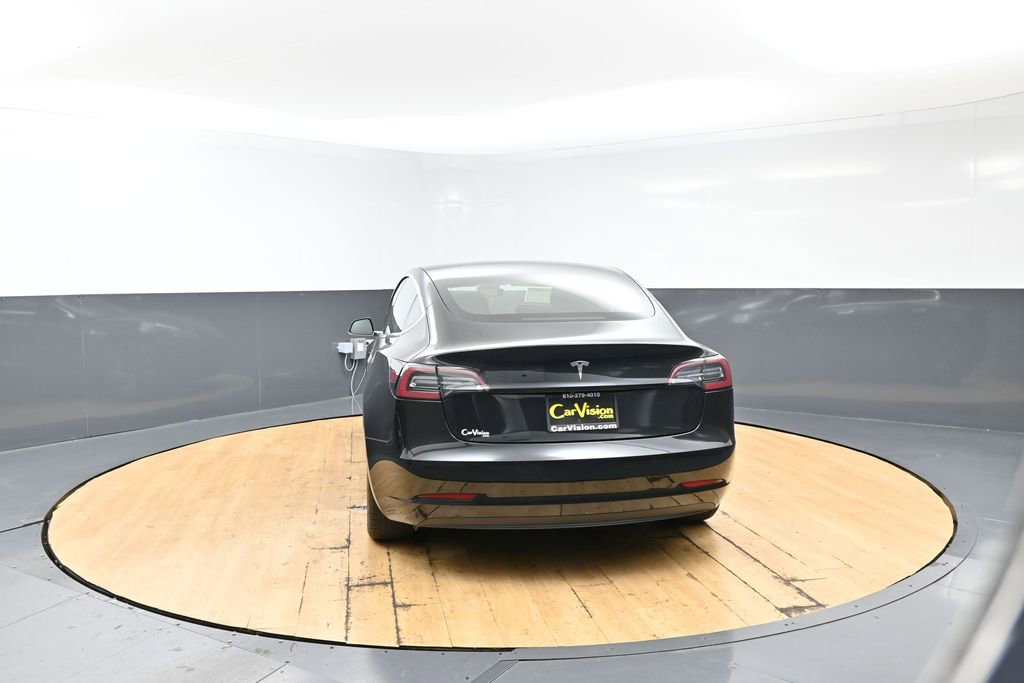 Used 2018 Tesla Model 3 Long Range RWD image 8