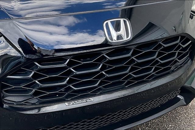 Certified 2025 Honda HR-V LX image 29