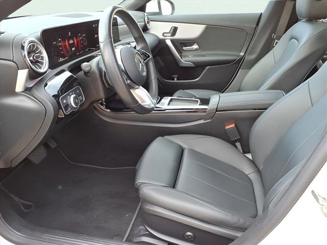 Used 2025 Mercedes-Benz CLA 250 4MATIC image 17