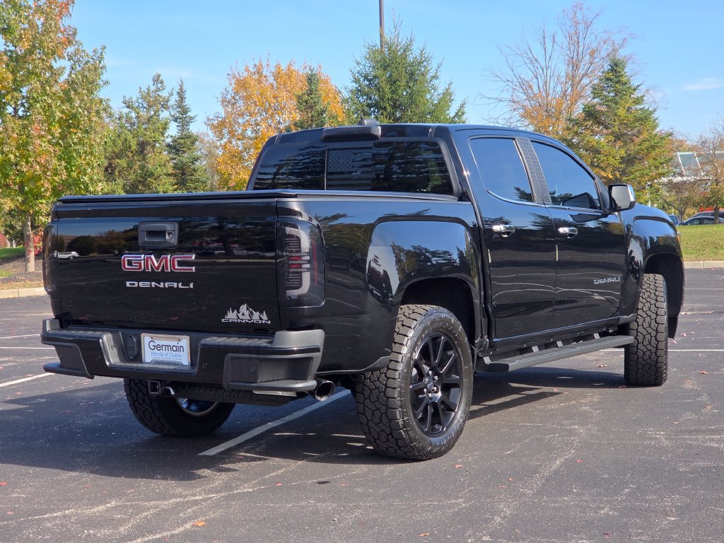 Used 2022 GMC Canyon Denali w/ Denali Black Edition Package AWD/4WD image 28