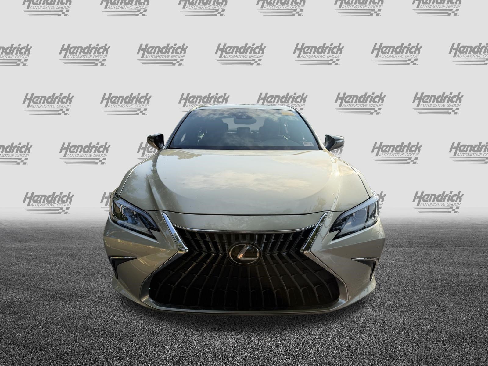 Certified 2023 Lexus ES 250 w/ Premium Package AWD/4WD image 3