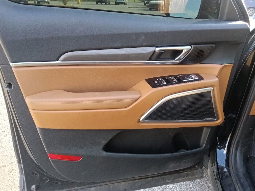 Used 2024 Kia Telluride EX X-Line AWD/4WD image 12