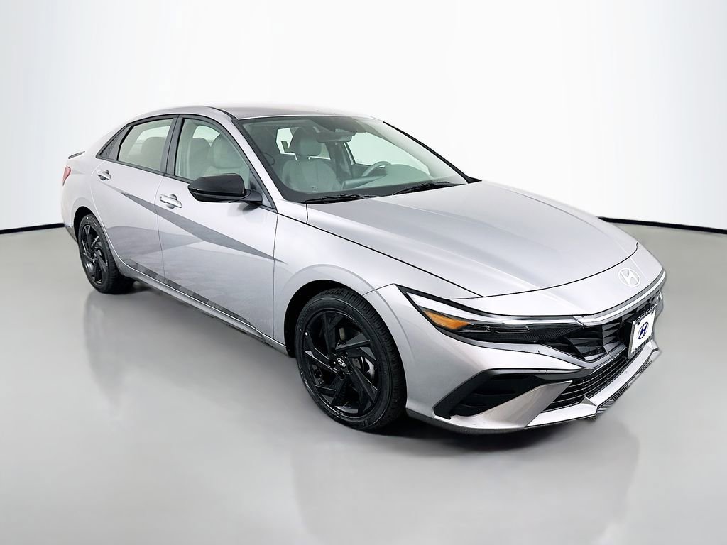 New 2026 Hyundai Elantra Sport image 3