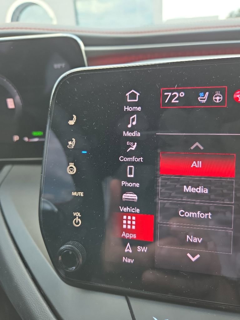 Used 2024 Dodge Charger Daytona R/T w/ Plus Group AWD/4WD image 18