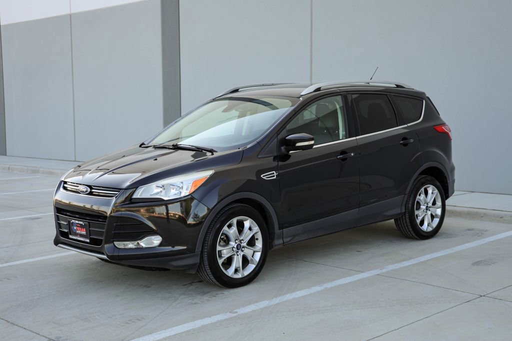 Used 2015 Ford Escape Titanium image 4