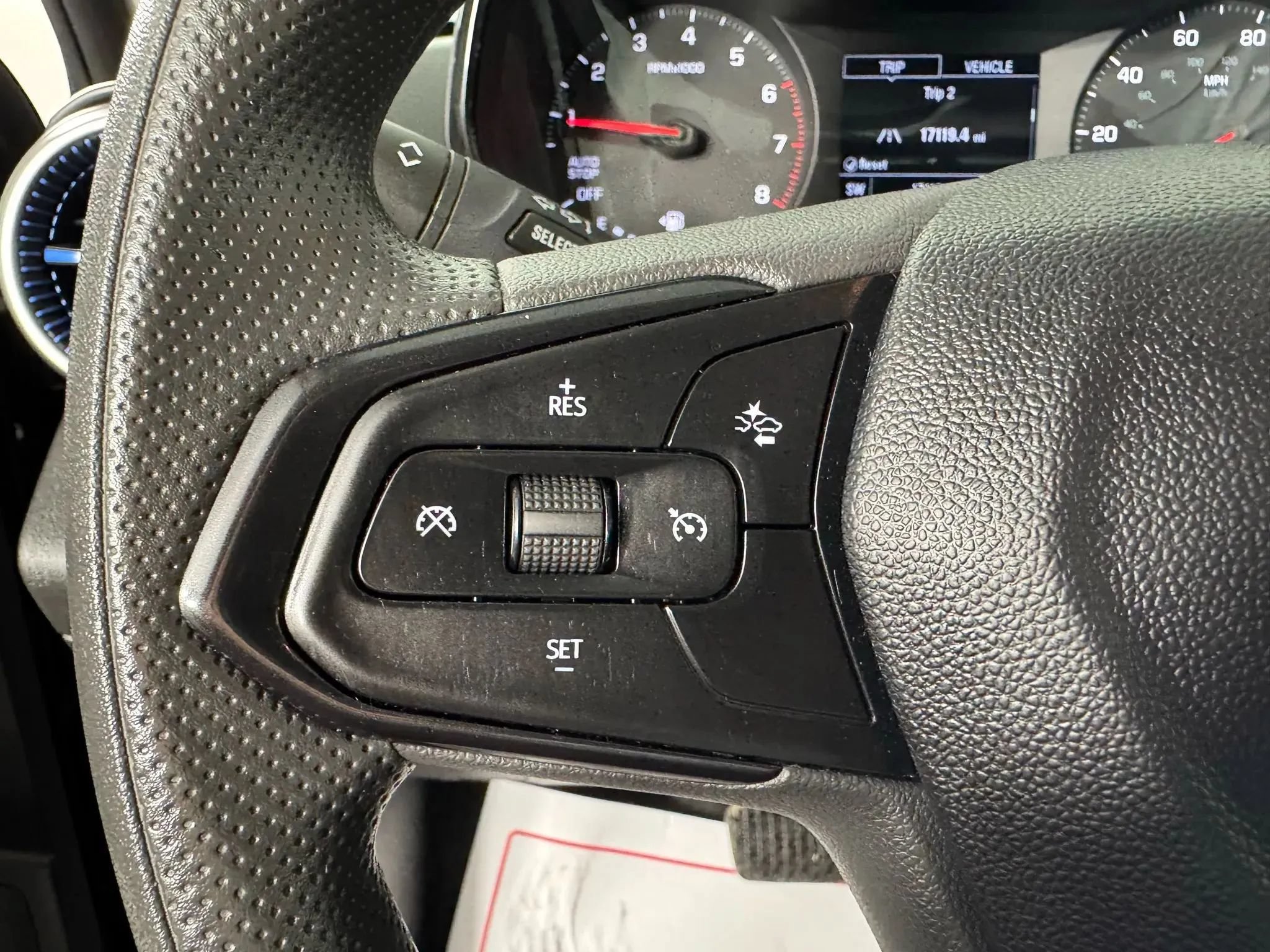 Used 2025 Chevrolet Trax LS FWD image 15