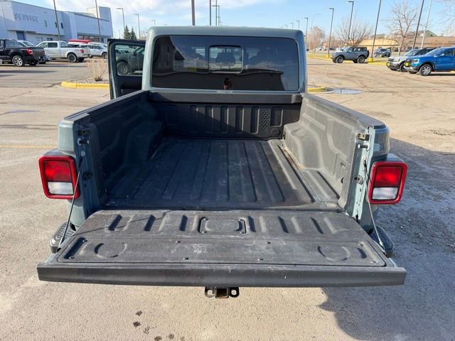 Used 2024 Jeep Gladiator Sport AWD/4WD image 17