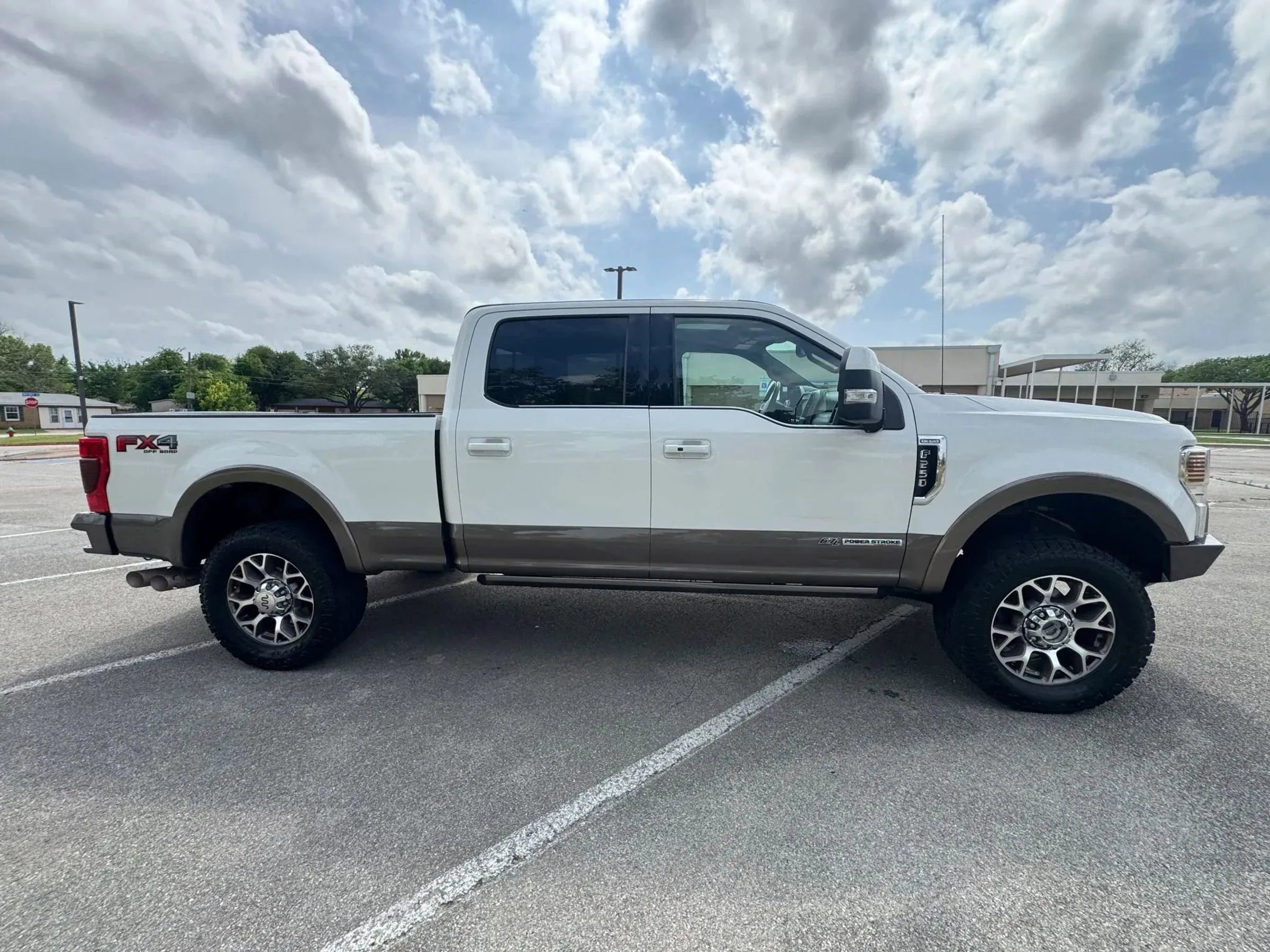 Used 2020 Ford F250 King Ranch w/ King Ranch Ultimate Package AWD/4WD image 6