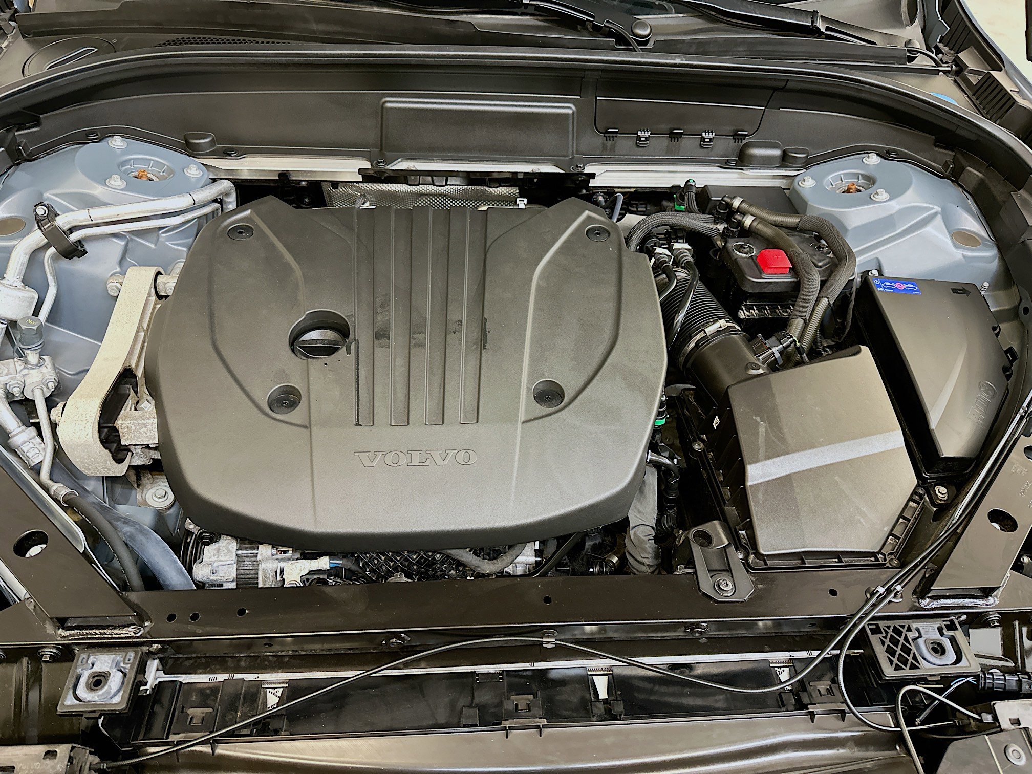 Used 2023 Volvo XC60 B5 Core image 36