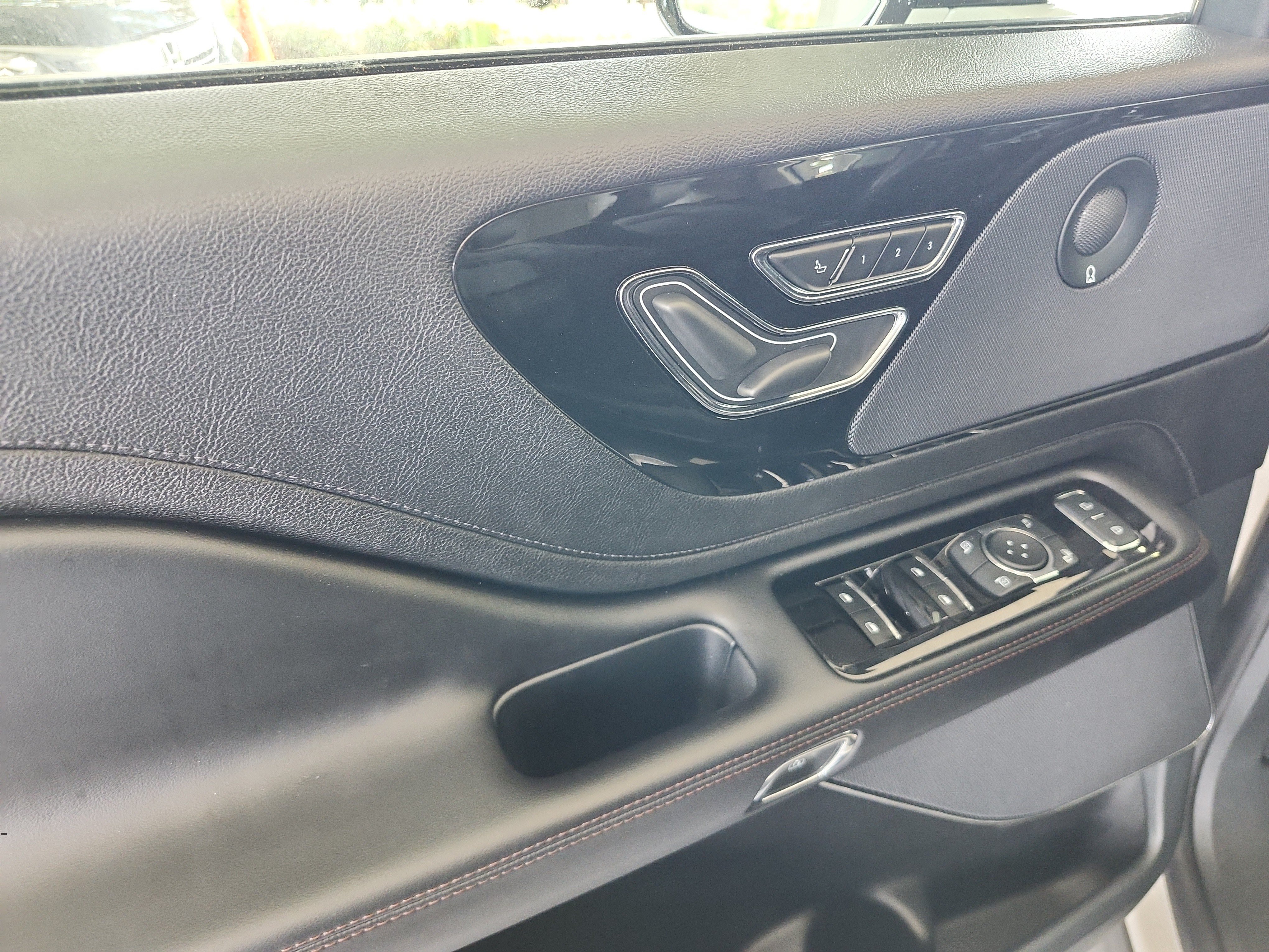 Used 2024 Lincoln Aviator Reserve RWD image 17