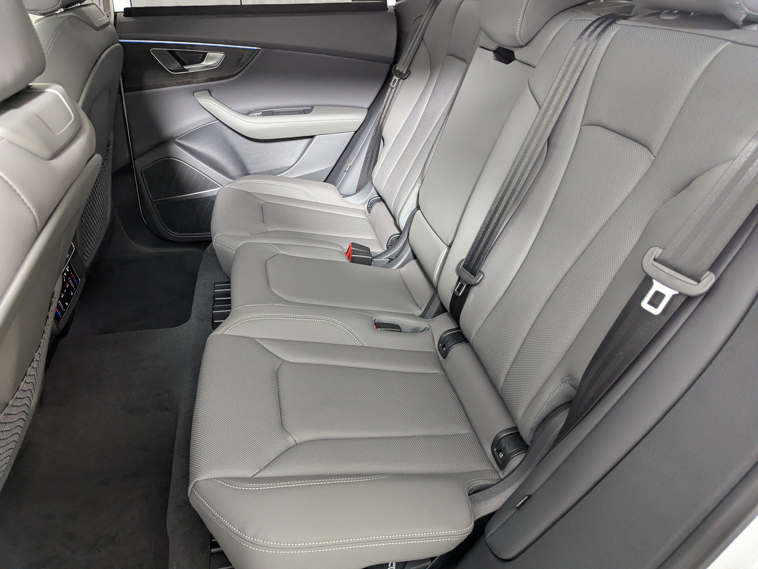 New 2026 Audi Q8 Premium Plus image 26