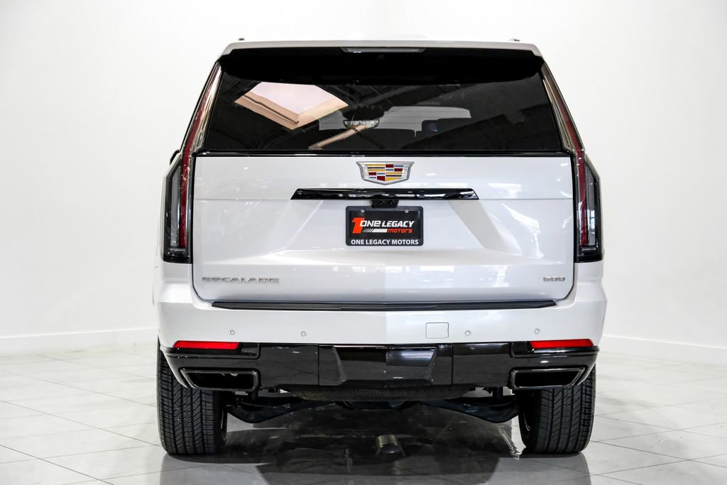 Used 2025 Cadillac Escalade Sport Platinum w/ LPO, Floor Liner Package image 8