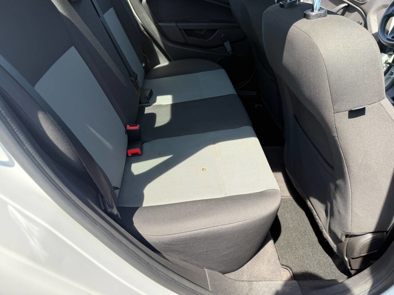 Used 2017 Ford Fiesta S FWD image 21