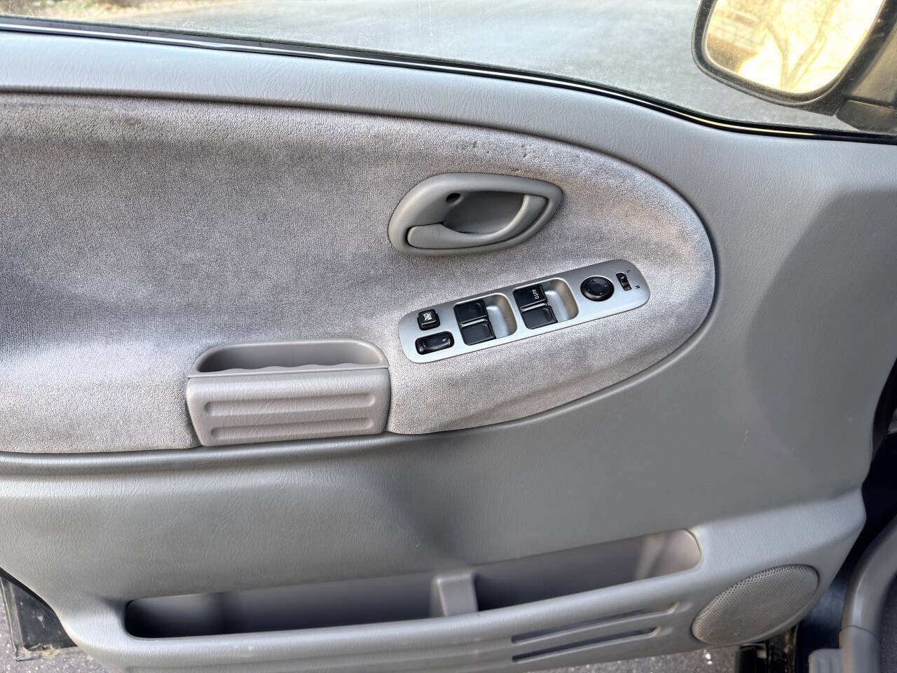 Used 2003 Suzuki Grand Vitara 4WD image 10