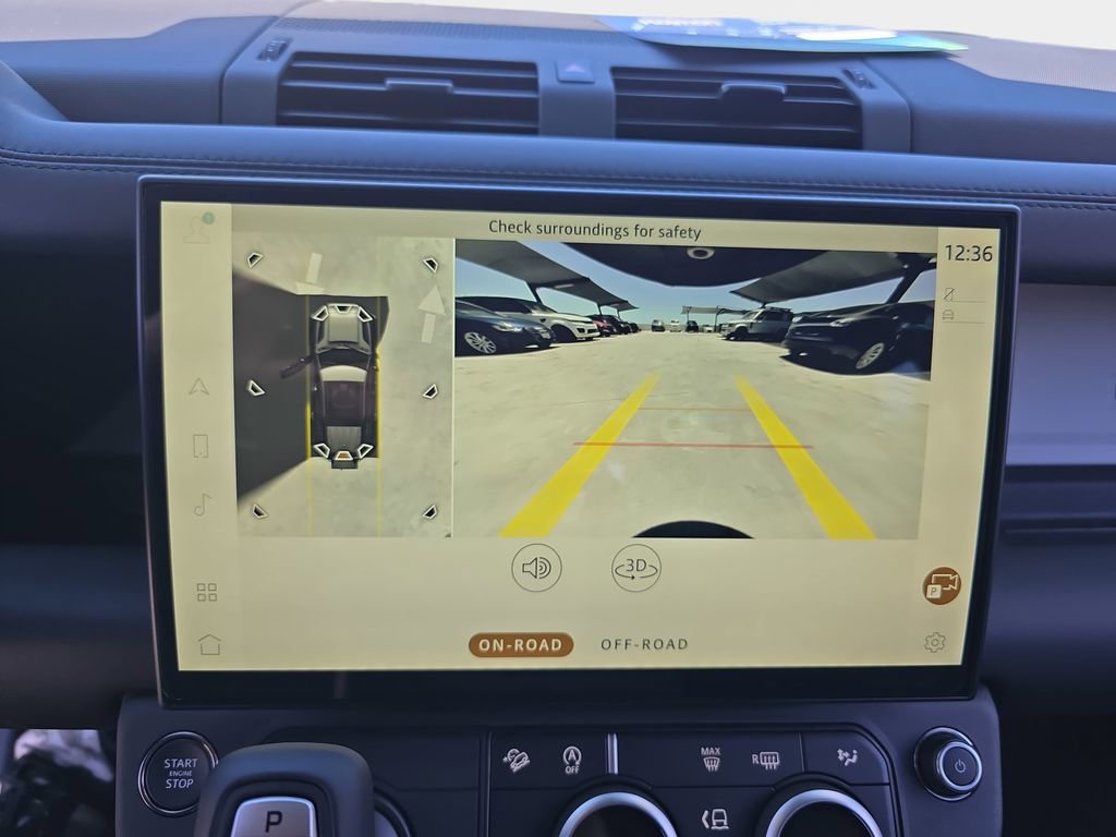 New 2026 Land Rover Defender 110 X-Dynamic SE AWD/4WD image 23