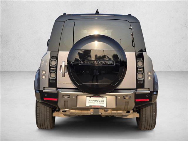 Used 2024 Land Rover Defender 110 X AWD/4WD image 7