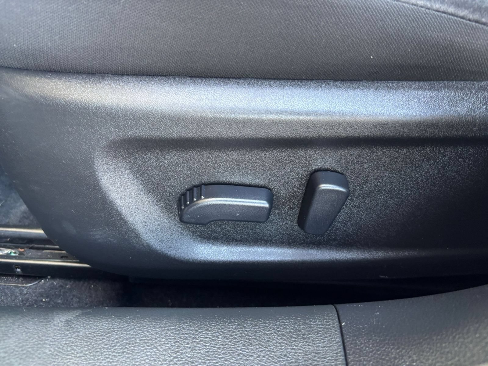Used 2025 Nissan Altima 2.5 SV FWD image 22