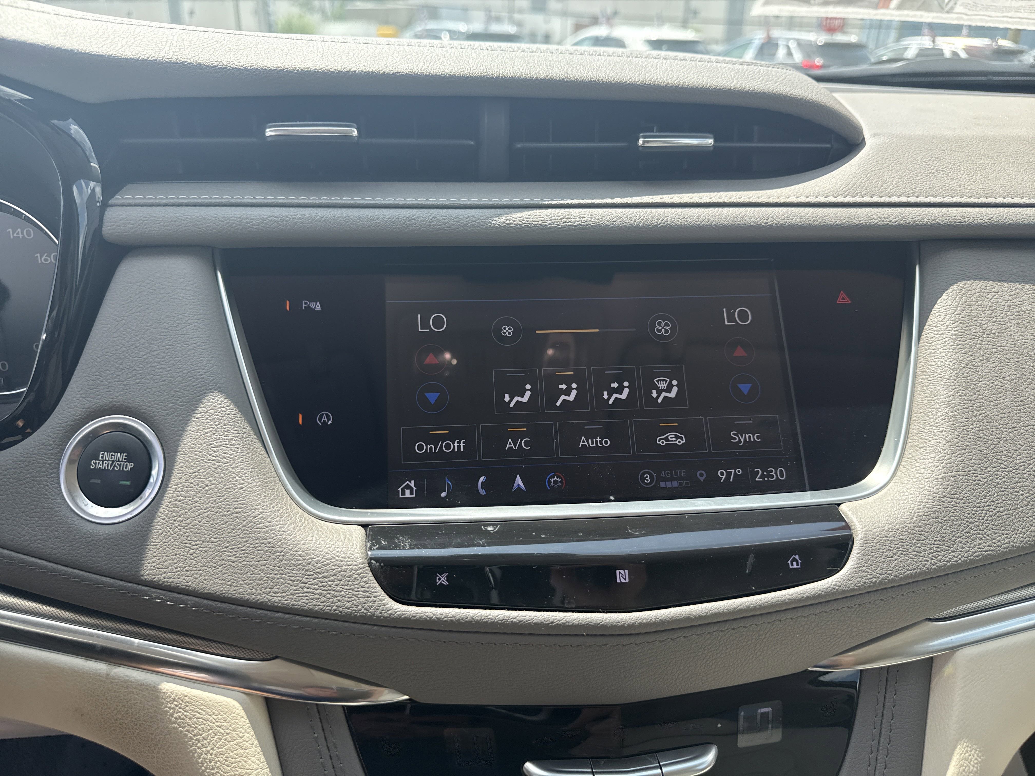 Used 2021 Cadillac XT5 Premium Luxury w/ LPO, Premium Carpet Package image 18