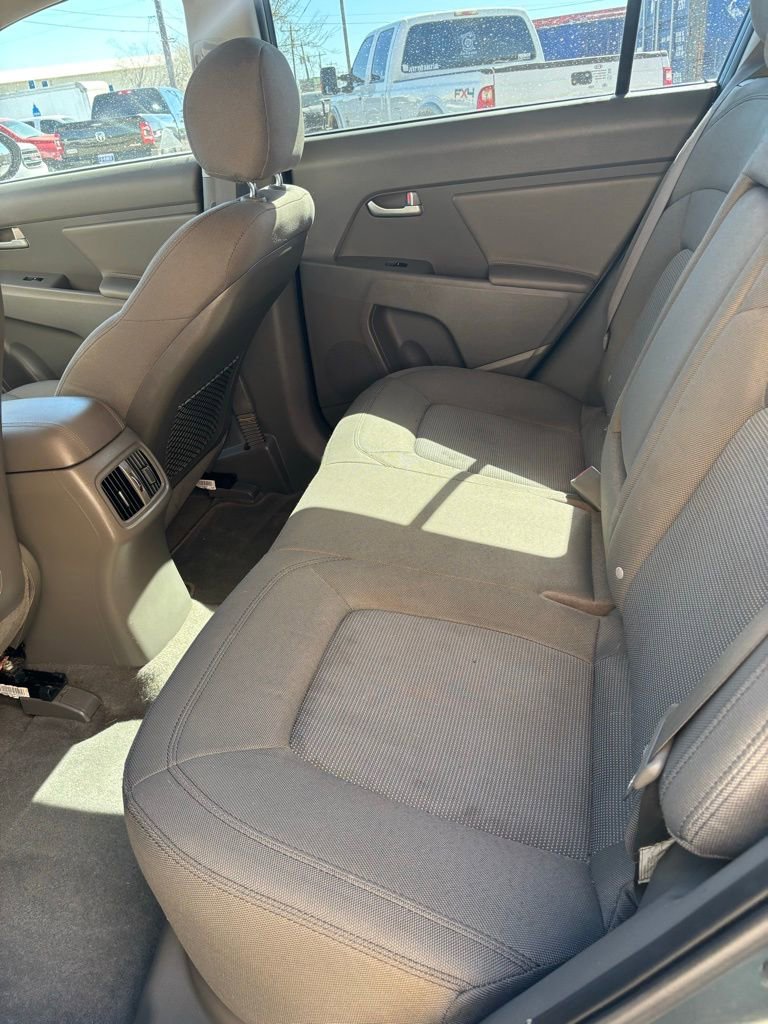 Used 2015 Kia Sportage LX image 11