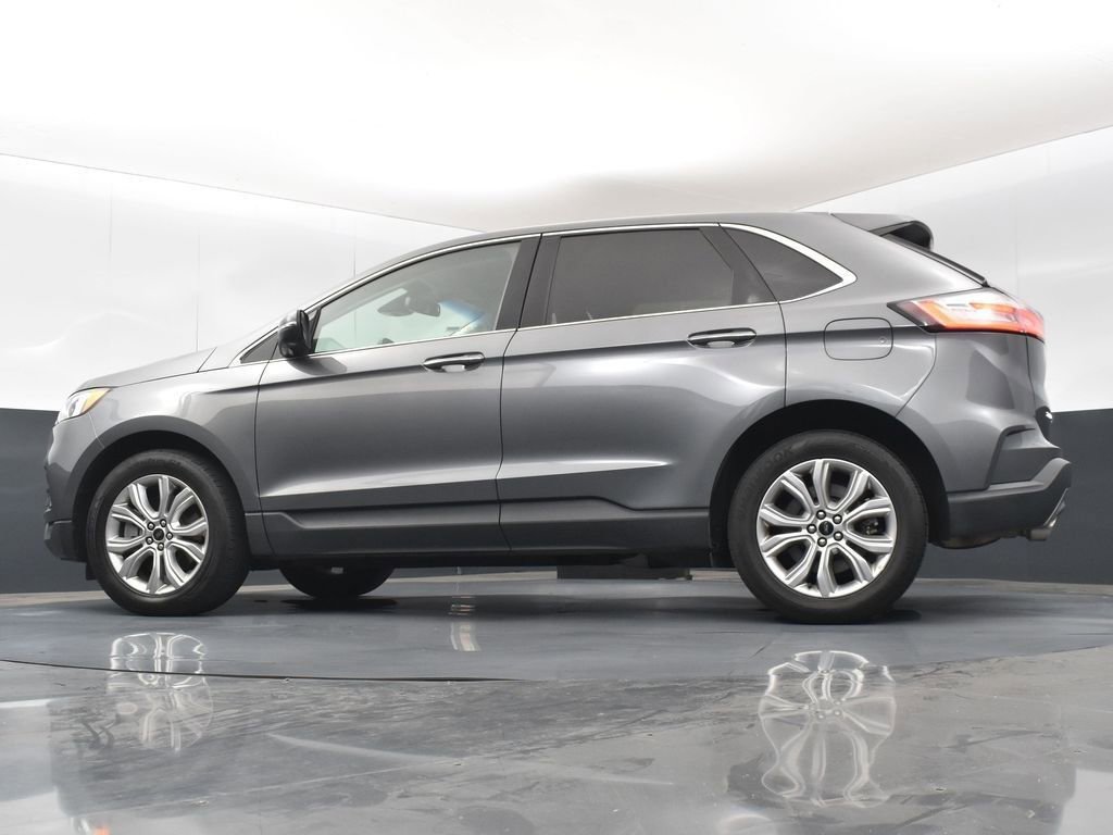 Used 2024 Ford Edge Titanium image 39