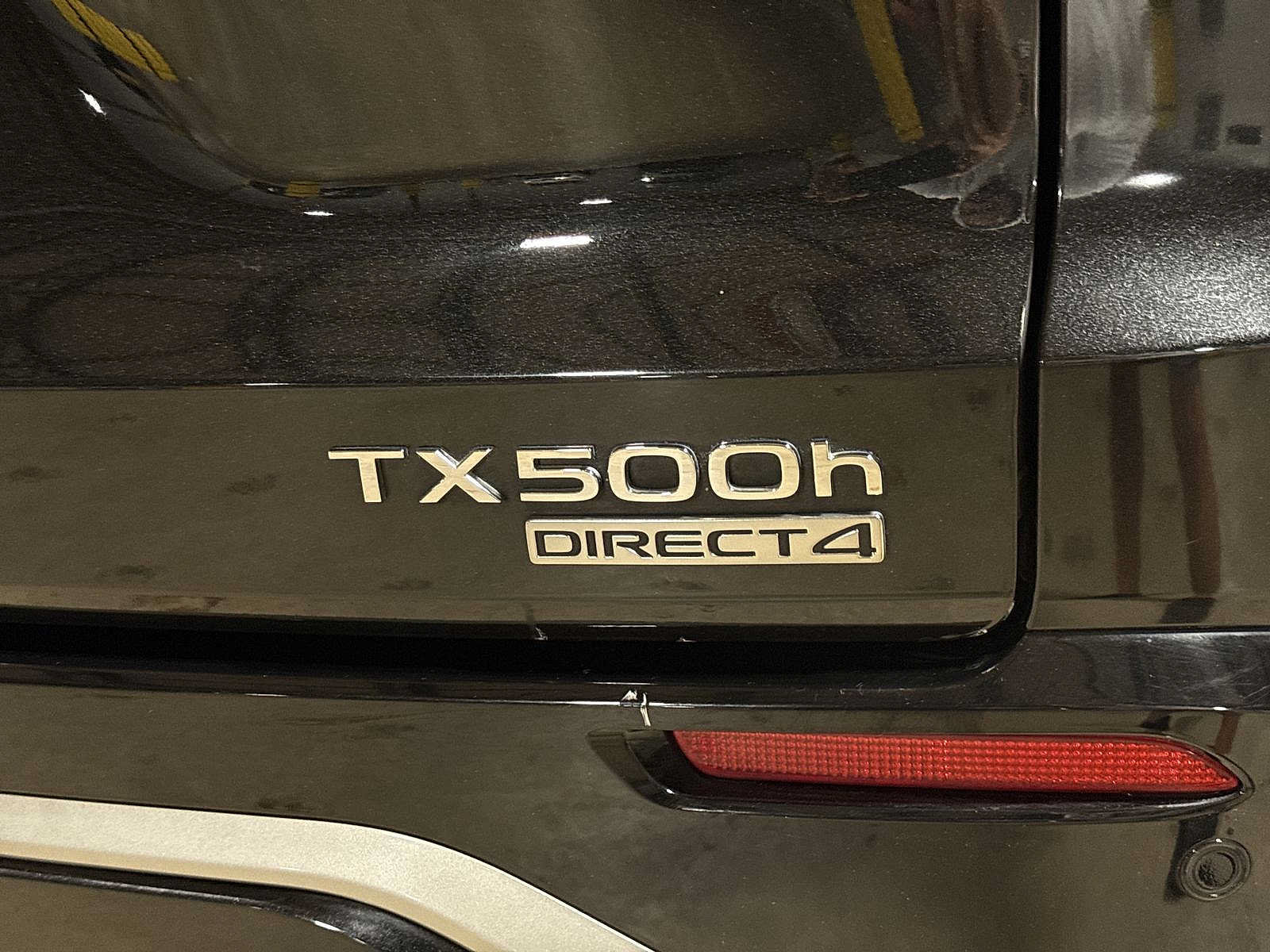 Used 2025 Lexus TX 500h AWD w/ Technology Package image 27