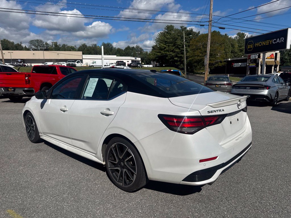 Used 2024 Nissan Sentra SR w/ SR Premium Package FWD image 4