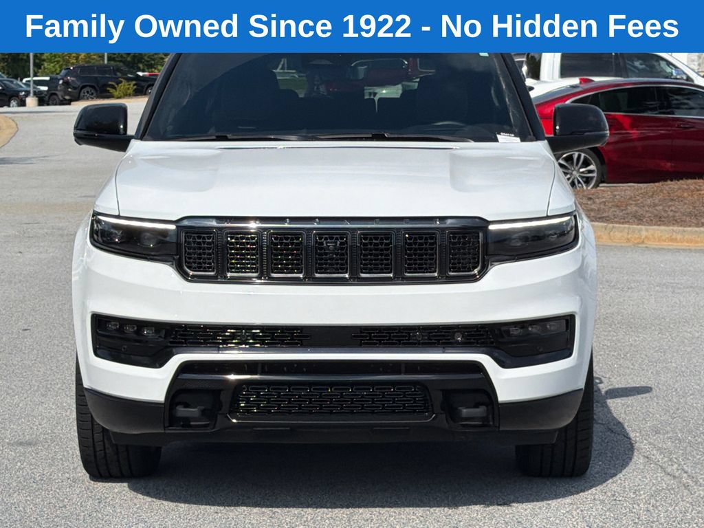 Used 2025 Jeep Grand Wagoneer L Series II Obsidian w/ Quick Order Packagew 28T AWD/4WD image 2