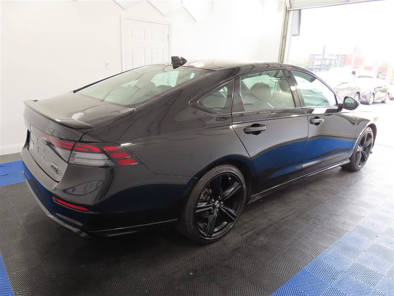 Used 2024 Honda Accord Sport image 15