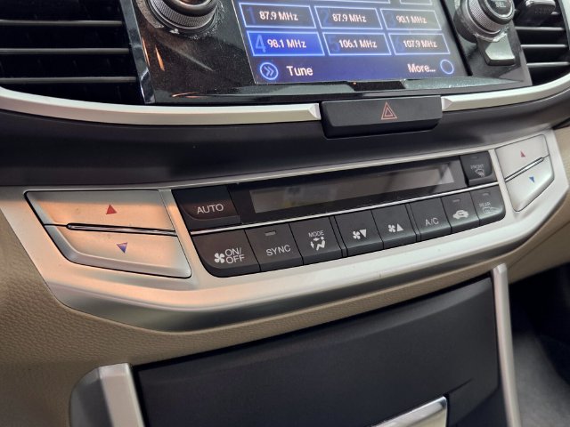 Used 2015 Honda Accord EX-L image 21