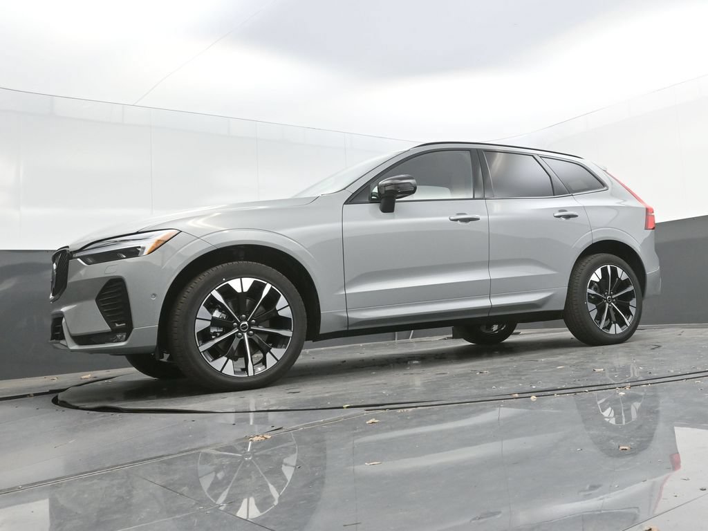 New 2026 Volvo XC60 B5 Plus w/ Protection Package Premier AWD/4WD image 37
