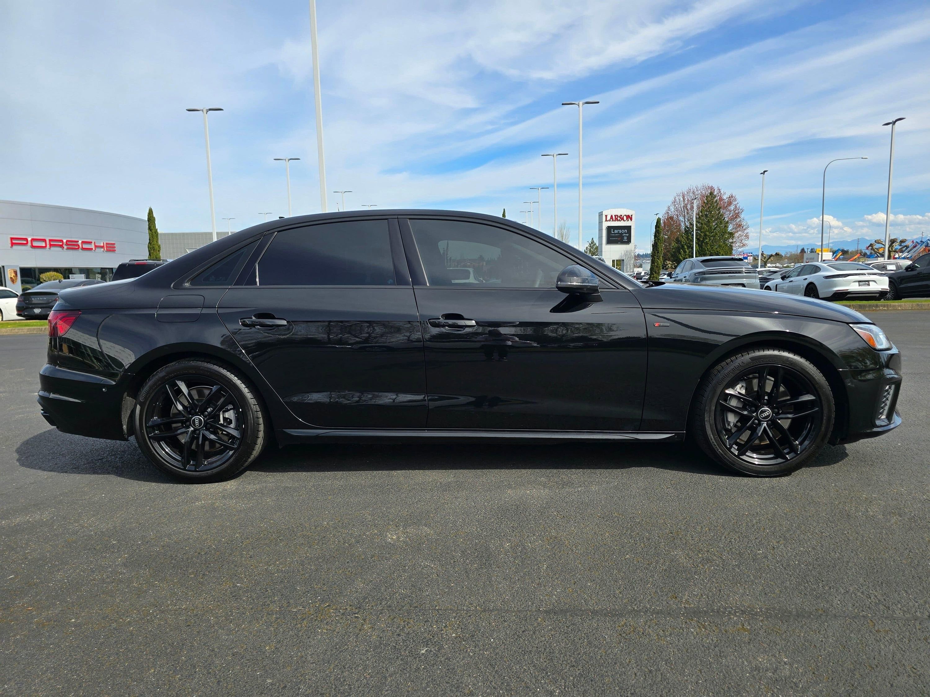 Used 2023 Audi A4 2.0T Prestige w/ Prestige Package image 7