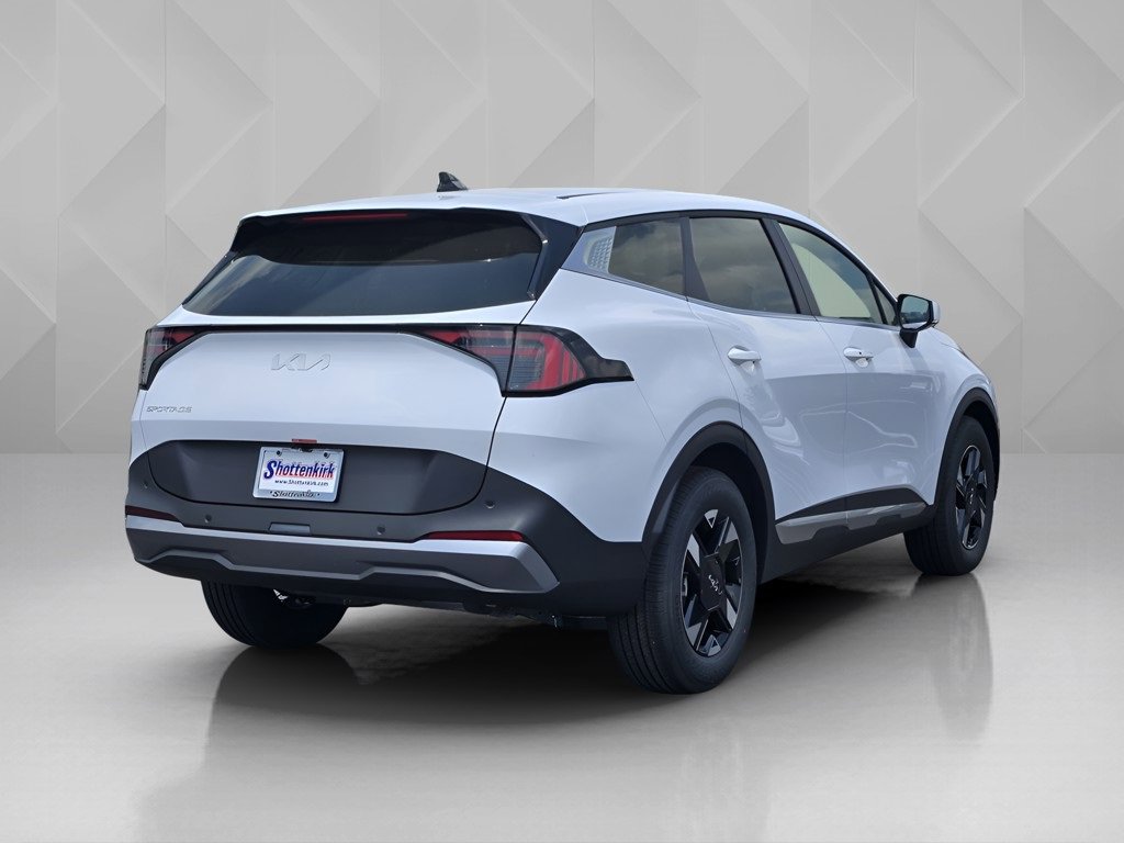 New 2026 Kia Sportage LX image 4